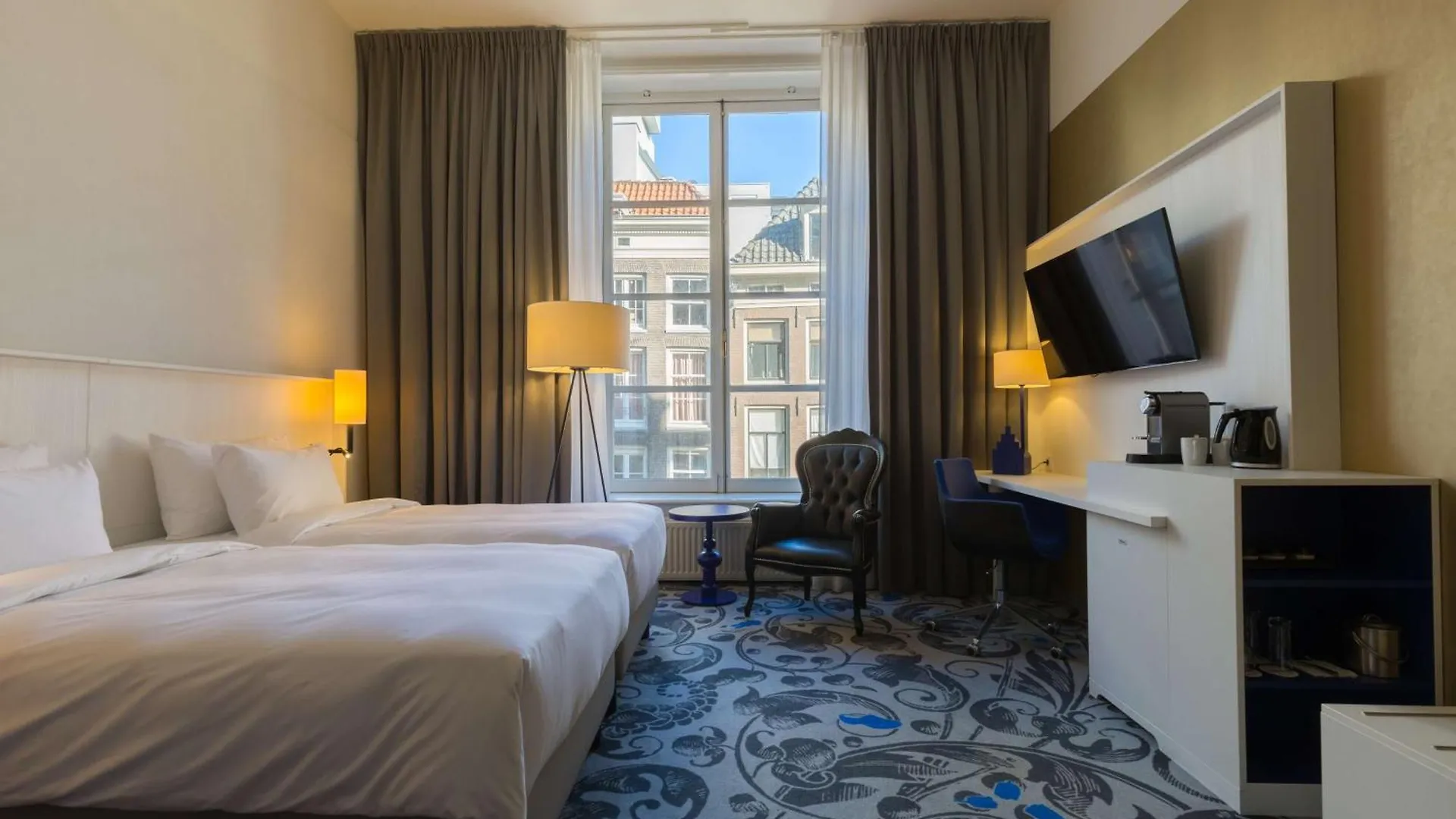 Radisson Blu Hotel, Amsterdam City Center 4*,