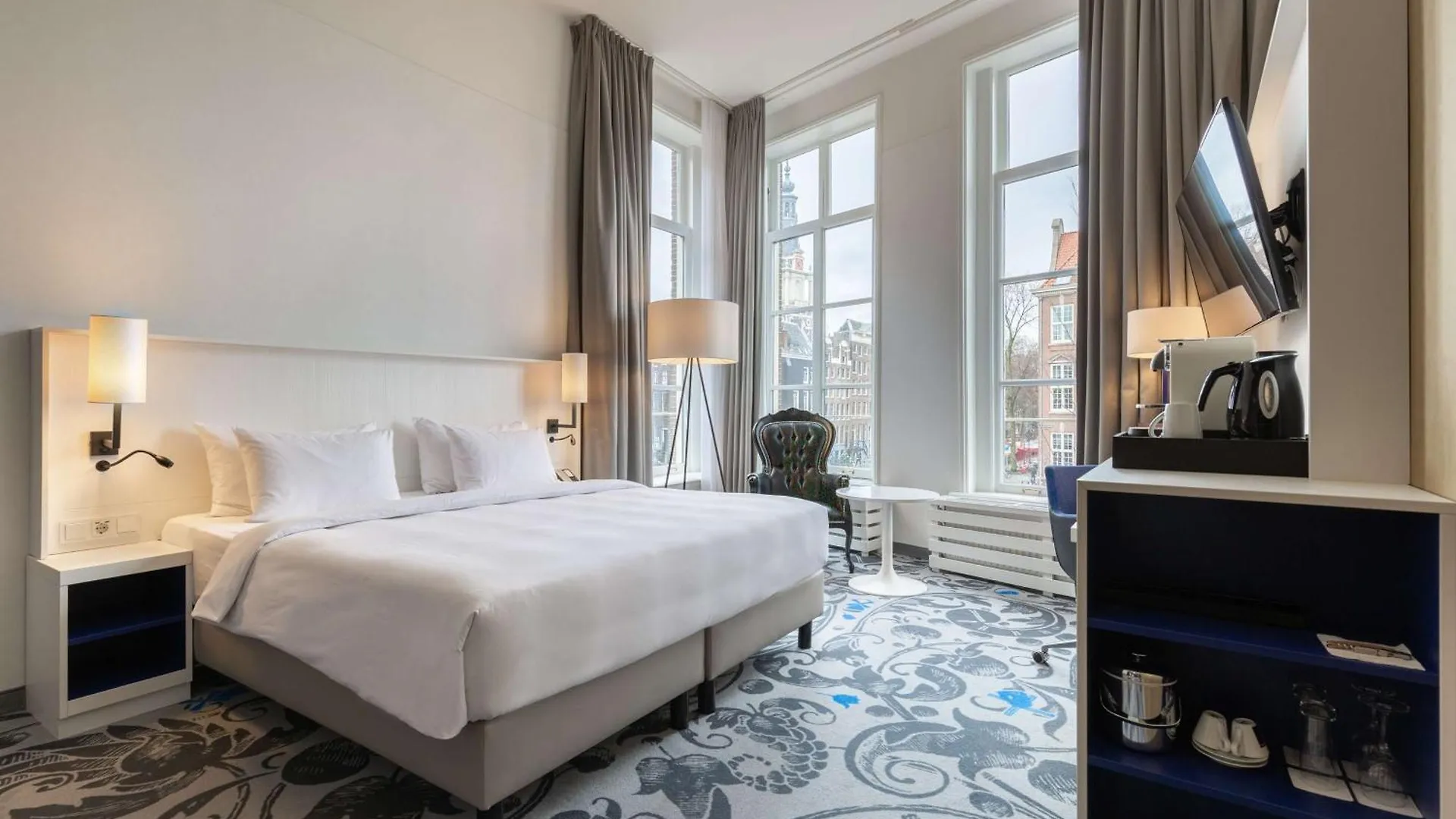 Radisson Blu Hotel, Amsterdam City Center 4*,