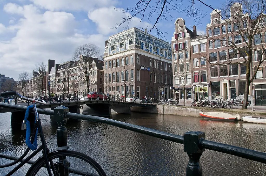 Radisson Blu Hotel, Amsterdam City Center فندق